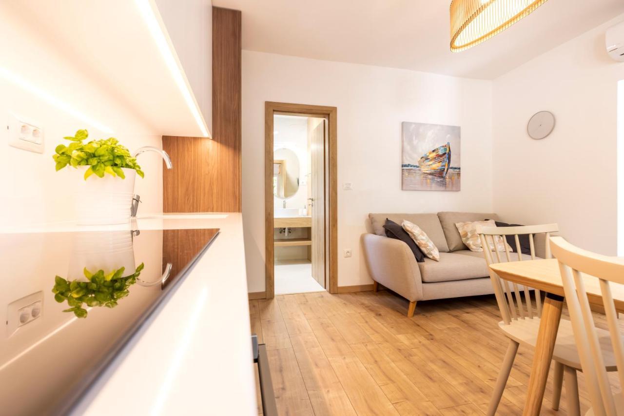 Boutique Apartment Мали-Лошинь Экстерьер фото