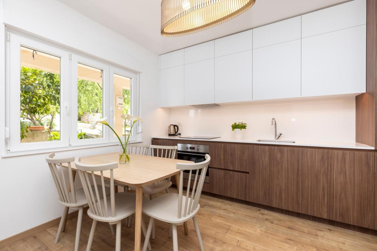 Boutique Apartment Мали-Лошинь Экстерьер фото